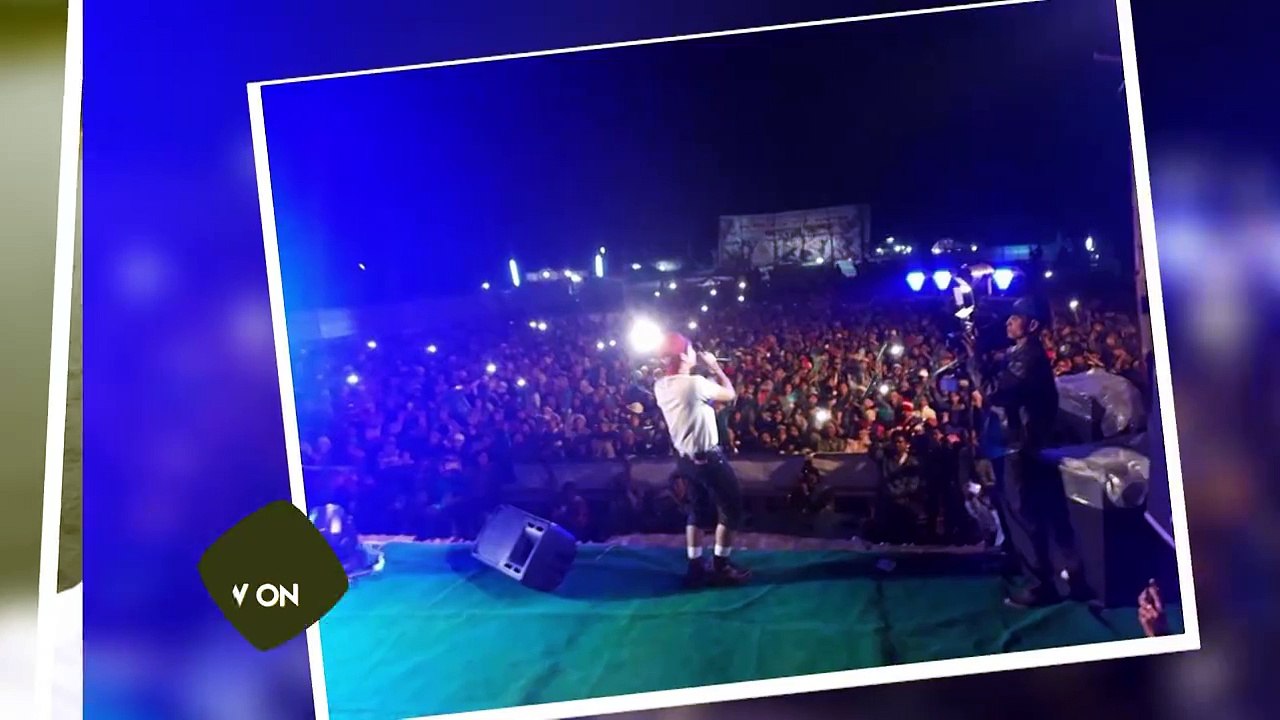 Music Club မေနာႏွင့္ သူ၏ သီခ်င္းမ်ား---------------------နာမည္ႀကီးအဆိုေတာ္ေတြရဲ႕ ဘဝျဖတ္သန္းမႈကဘယ္လုိလဲ၊ သူတို႔ဆိုတဲ့ သီခ်င္းေတြရဲ႕ ေနာက္ကြယ္က အေၾကာင္းေတြကို ထ