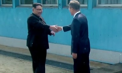 Moon Jae-In Anggap Kim Jong Un sebagai Teman Baiknya