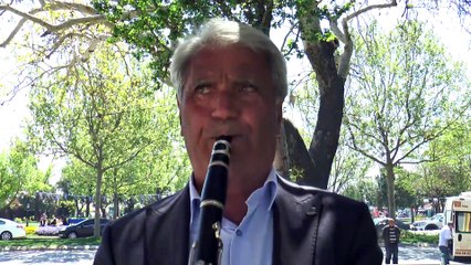 Heykeli dikilen klarnetçi nağmeleriyle mest ediyor - TEKİRDAĞ