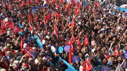 Başbakan Yıldırım:  'Sana yakışan aday olmak, ‘ben de varım’ demektir”