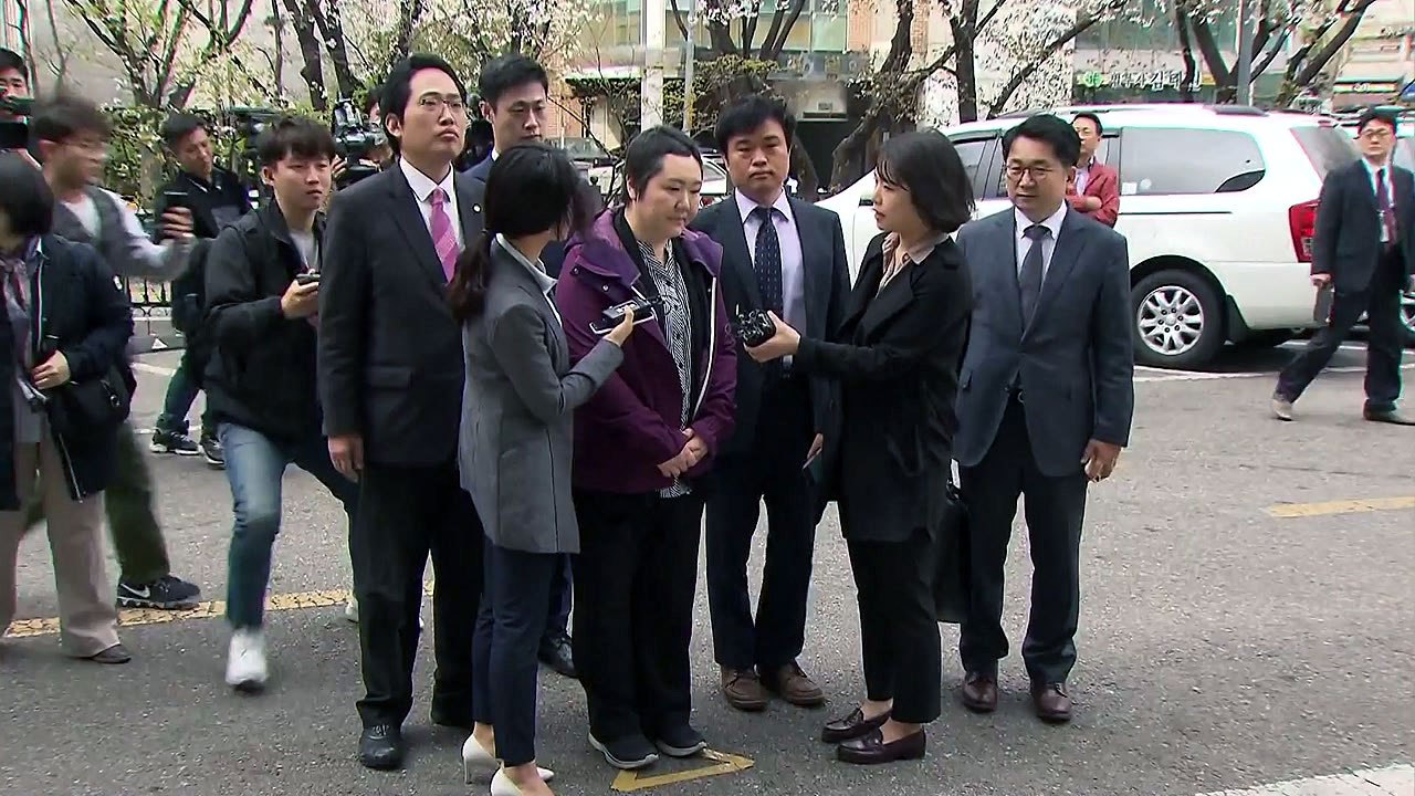 '신생아 사망' 이대목동병원 의료진 7명 기소 / YTN