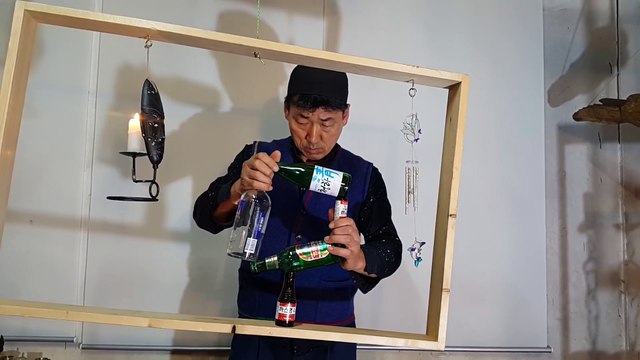 4 bouteilles en équilibre sans attaches !! Vodka & Bières