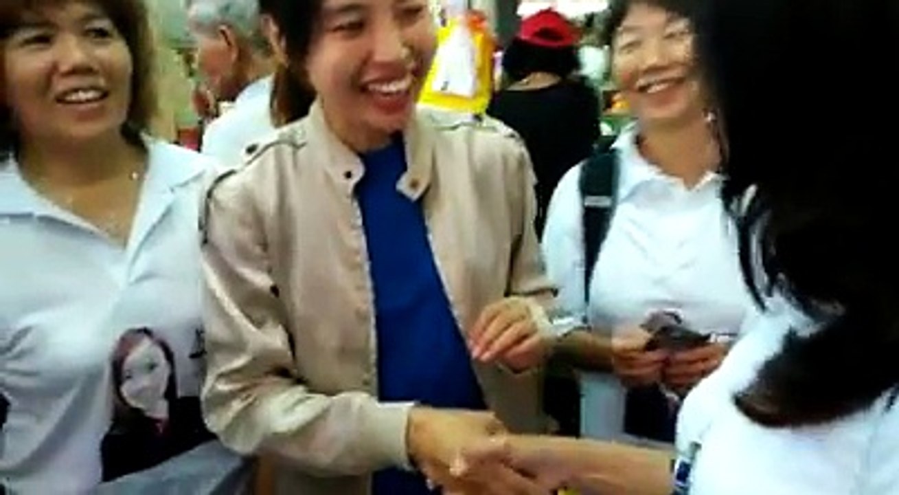【视频1】一扑一录姐：全力支持。。。国阵做反对党！输到一扑一录。。。