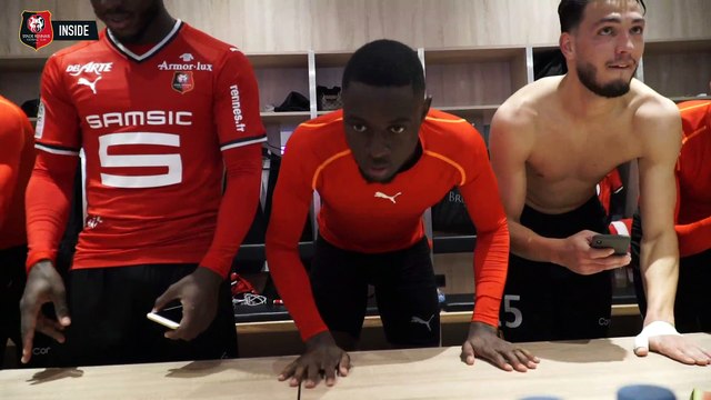 J35. Stade Rennais F.C. / Toulouse : Joie de vestiaire