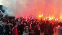 Beşiktaş fans giving their team a low-key send off before the big derby against Galatasaray today - Galatasary 2-0 Besiktas 29.04.2018