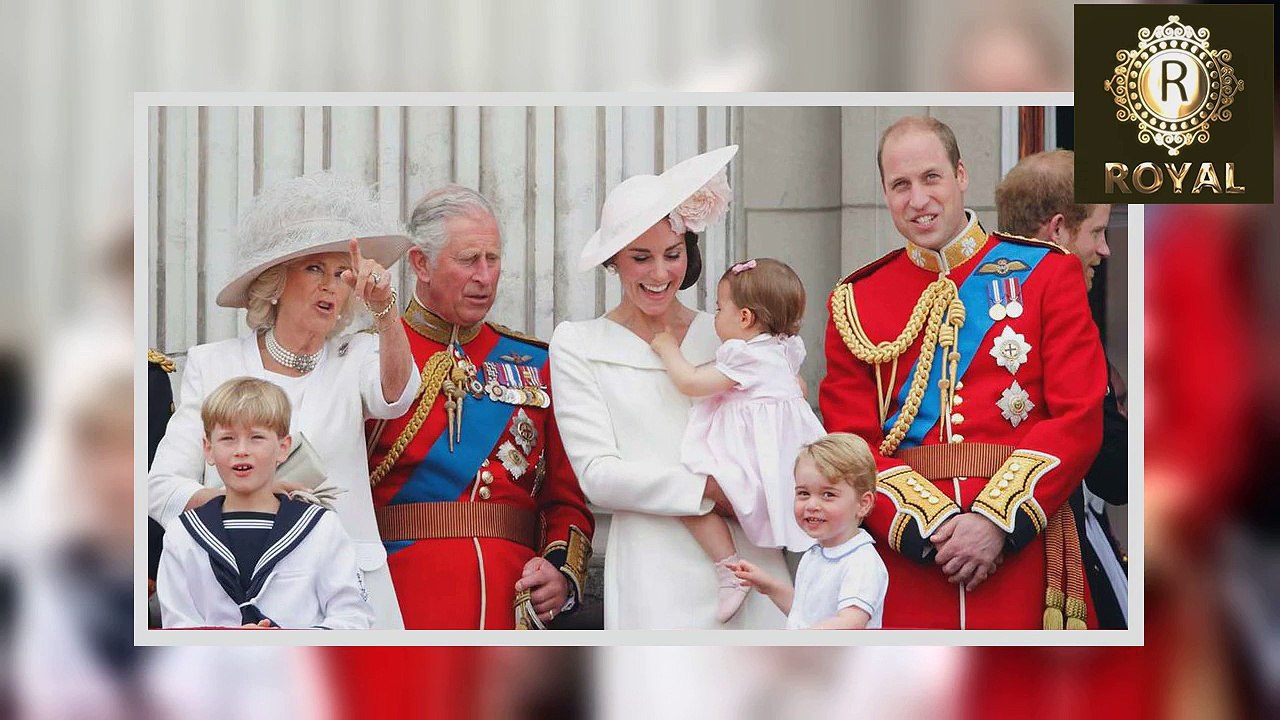 The Dukes of Cambridge receive the ingenious greeting of Grandfather Carlos