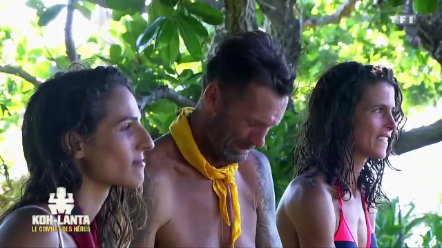 parodie Koh Lanta le combat des héros le coup de fil aux proches et le départ de Dylan