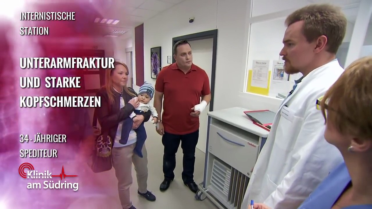 Baby fast von bus überfahren: wieso lässt papa den kinderwagen los? | klinik am südring | sat.1 tv