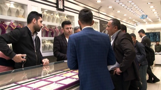 Düğün sezonu ve erken seçim Vanlı esnafın yüzünü güldürdü