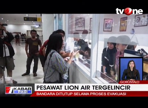 Pesawat Lion Air Tergelincir, Bandara Jalaluddin Ditutup