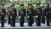 - Cumhurbaşkanı Erdoğan, Özbekistan'da Resmi Törenle Karşılandı