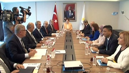 Tải video: İYİ Parti Genel Sekreteri ve Parti Sözcüsü Aytun Çıray başkanlık divan toplantısının ardından açıklama yaptı