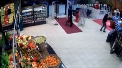 İstanbul’da 1 milyon liralık gasp dehşeti kamerada