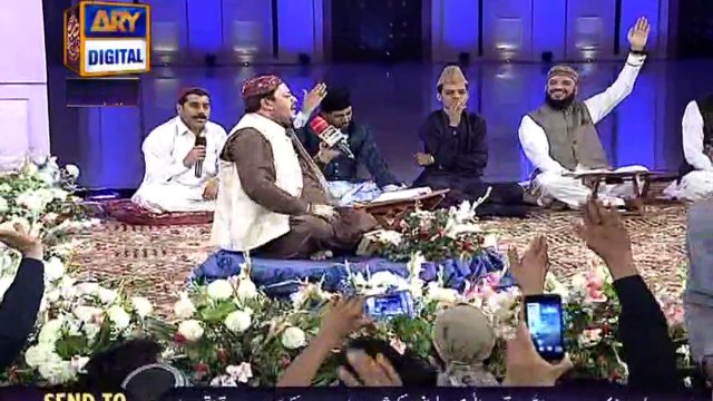 Zameen Maili Nahi Hoti ( Naat ) by Mohd. Shahbaz Qamar Fareedi