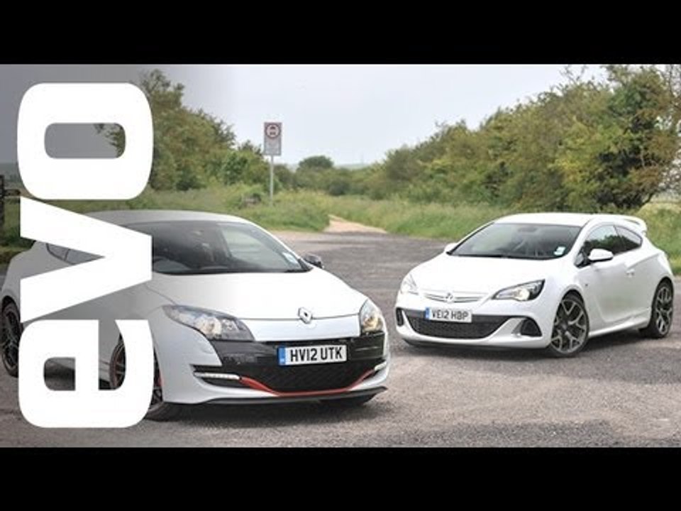 Drag Race: Vauxhall Astra VXR v Renault Megane 265 Cup