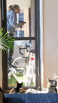 Une bonne technique pour utiliser une perceuse ! LOL