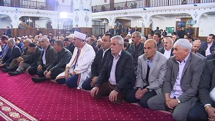 Berat Kandili’nde Van’da camiiler doldu