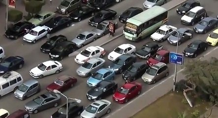 زحمة يادنيا زحمة لآحمد عدوية