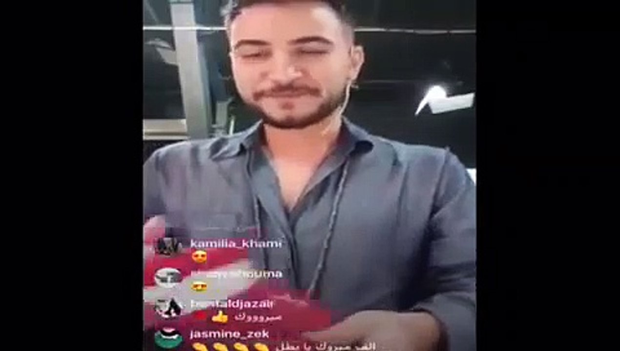 حسين بن حاج يغني بعد فوزه في برنامج ذافويس أغنية جزائرية ويقول انا احب الفرح والمرح