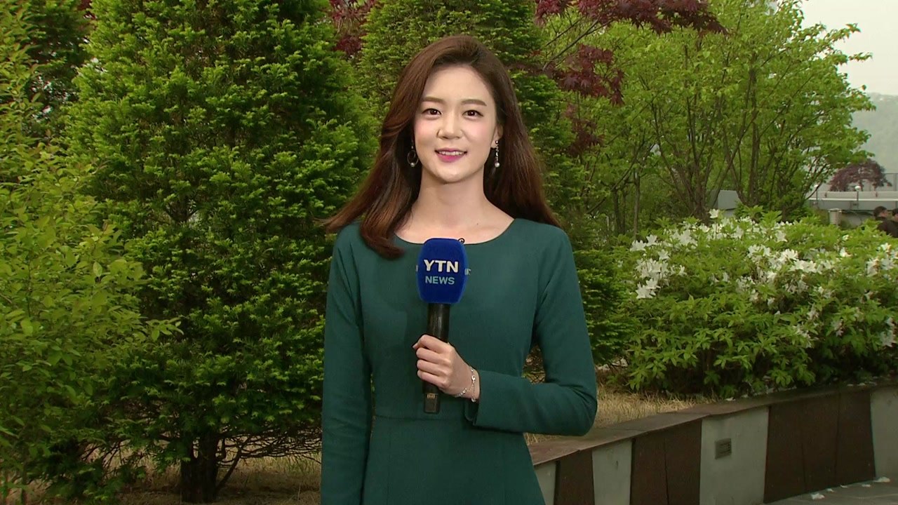 [날씨] 흐리고 낮 동안 초여름 날씨...밤부터 전국 비 / YTN