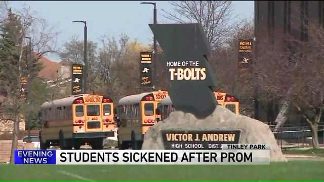 50 High School Students Fall Ill after Prom at Chicago Aquarium