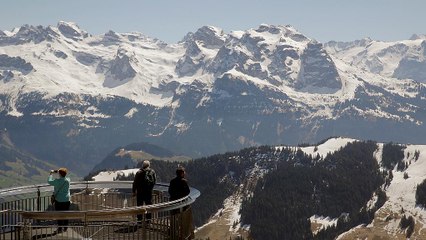 Quatro mortos nos Alpes suíços