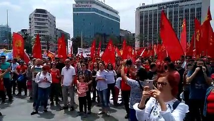 İzmir'de 1 Mayıs mitingi için hazırlıklar sürüyor