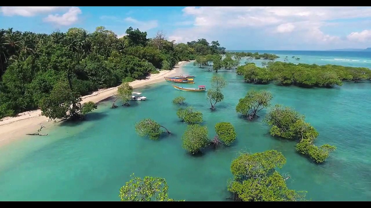 Explore Water Sports in Andaman and Nicobar Islands