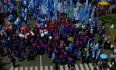 Buruh Tolak Upah Murah dan Perpres TKA