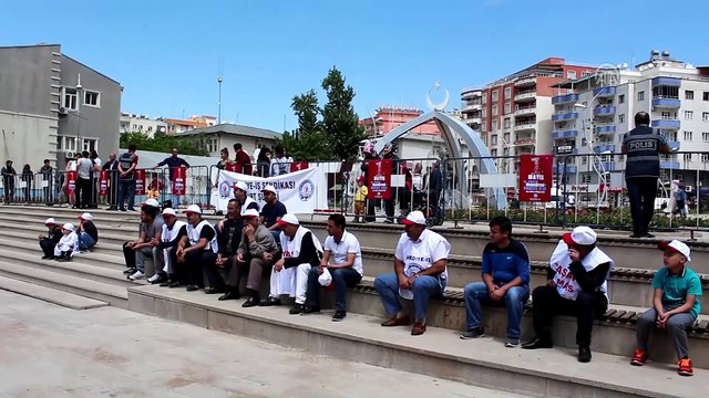1 Mayıs Emek ve Dayanışma Günü - SİİRT