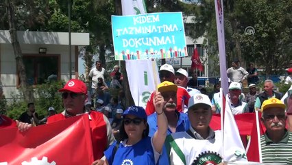 1 Mayıs Emek ve Dayanışma Günü - İstiklal Marşı tepkisi - ÇORUM