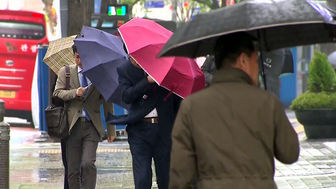 [날씨] 오늘 전국 강한 비바람...고온 현상 누그러져 / YTN