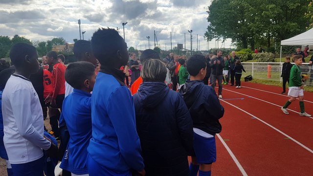 Interview de Charles - Educ des U12 D2 vainqueur du Tournoi de Beauchamps - Victoire 1 - 0 contre les U13 de GISORS