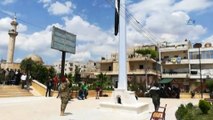 - Afrin merkezine ÖSO bayrağı dikildi