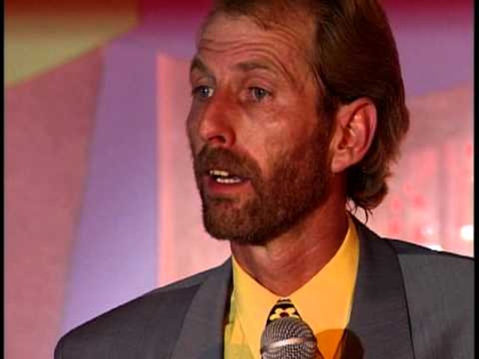 'The Comedians': Jimmy Carroll and Service
