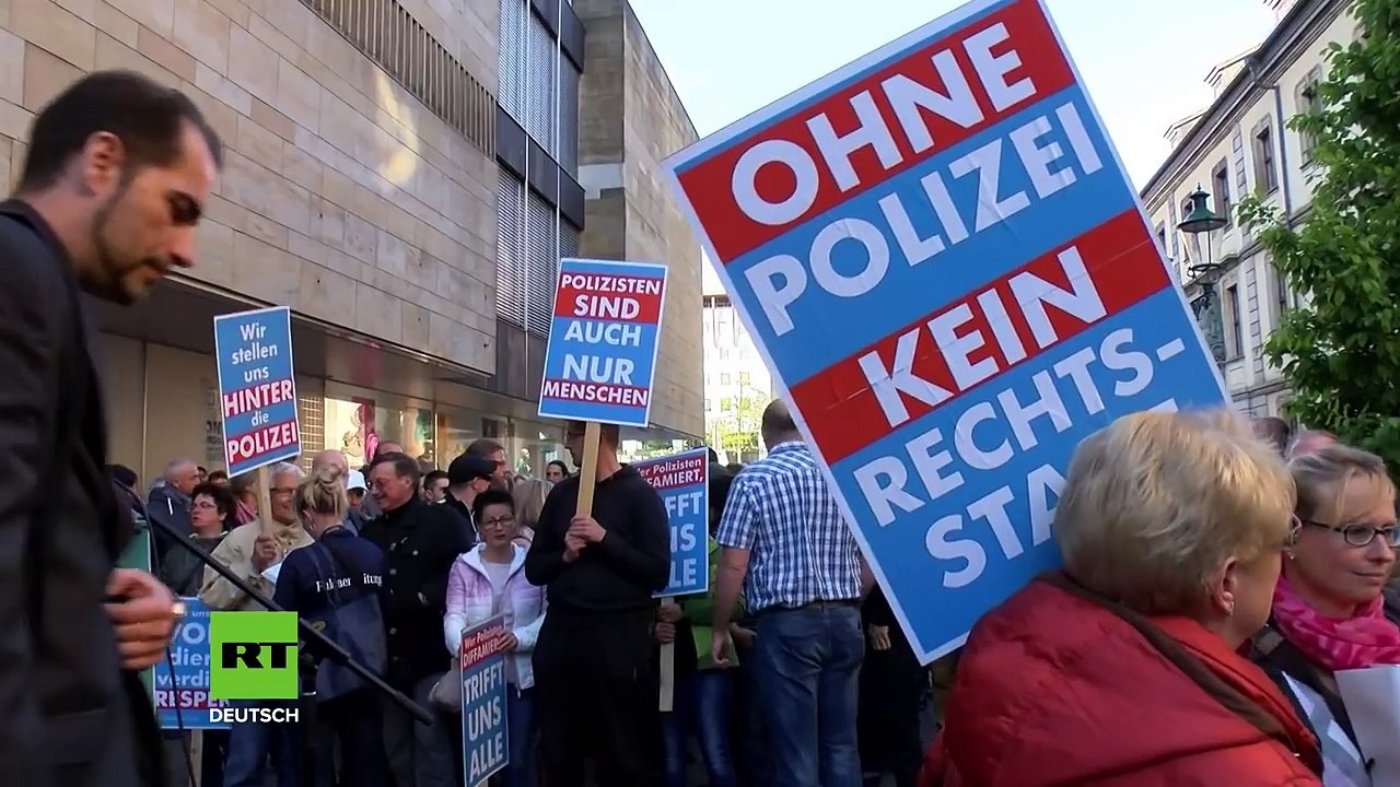 Deutschland: AfD-Kundgebung zur Unterstützung der Polizei nach Erschießung von Flüchtling