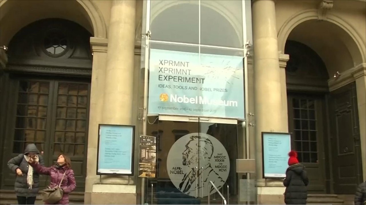 فضيحة جنسية تؤجل جائزة نوبل للآداب للعام المقبل