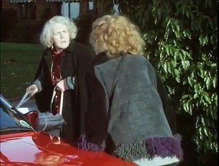 Waiting For God S03E11 Christmas at Bayview