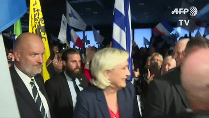 Marine Le Pen: l'UE des Macron-Merkel est "à bout de souffle"