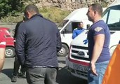 Protesters Allow Ambulance Through as They Block Roads in Armenian Capital