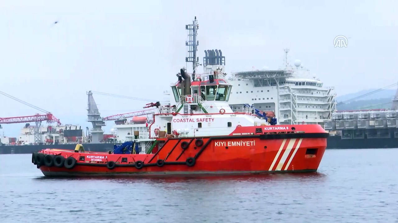 Pioneering Spirit, İstanbul Boğazı'ndan geçiyor - İSTANBUL