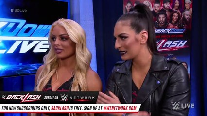 Paige welcomes Mandy Rose & Sonya Deville to Team Blue: SmackDown LIVE, May 1, 2018