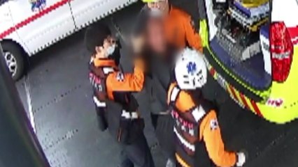 구급대원 폭행 CCTV 공개...침통한 상가 / YTN