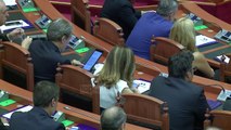 Kuvendi nis punën. Pasdite votohet kryeparlamentari - Top Channel Albania - News - Lajme