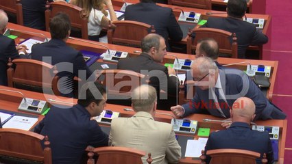 Meta dekreton Edi Ramën kryeministër