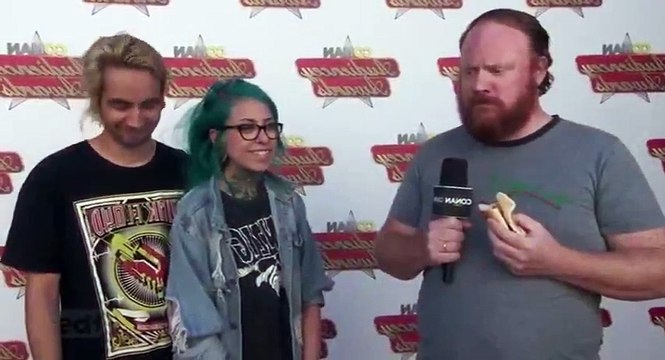 Conan S08xxE67 Jim Jefferies, Chris Gethard, Joe Machi - Part 01