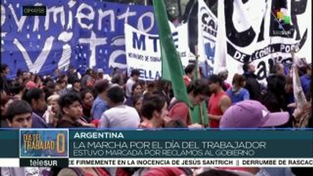 Trabajadores argentinos marchan contra políticas de Macri