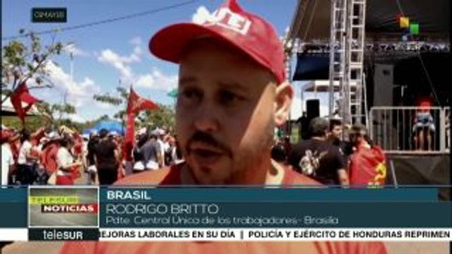 teleSUR noticias. Honduras: reprimen marcha de los trabajadores