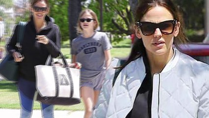 Jennifer Garner showcases fit figure in chic sportswear before taking her kids to baseball practice.