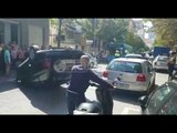 Aksident në Tiranë - Shikoni si është përmbysur makina tek “Farmacia 5”